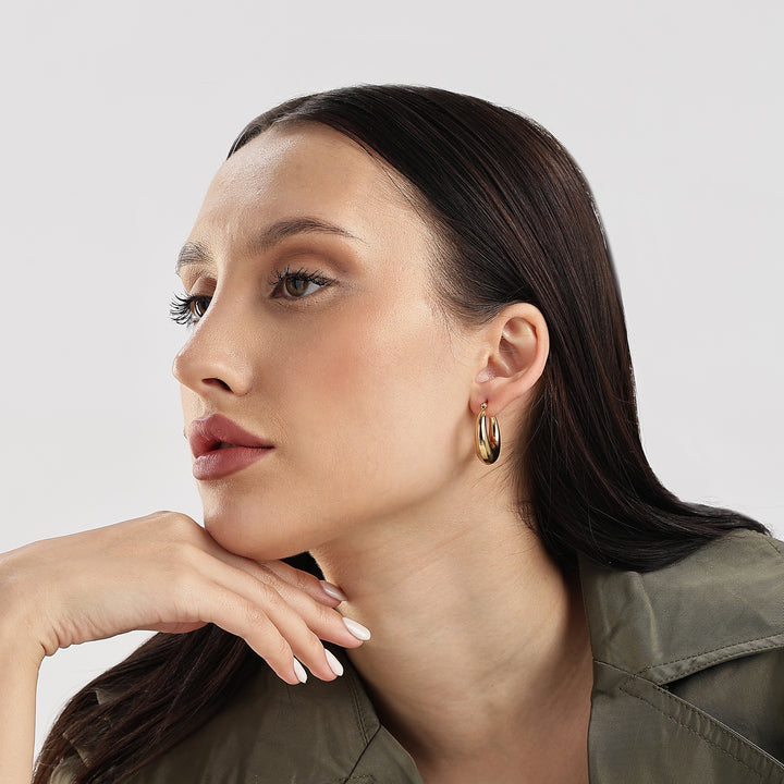 ALLYSA HOOPS