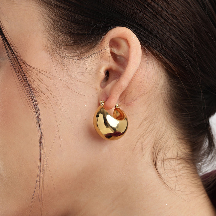 AYLA HOOPS