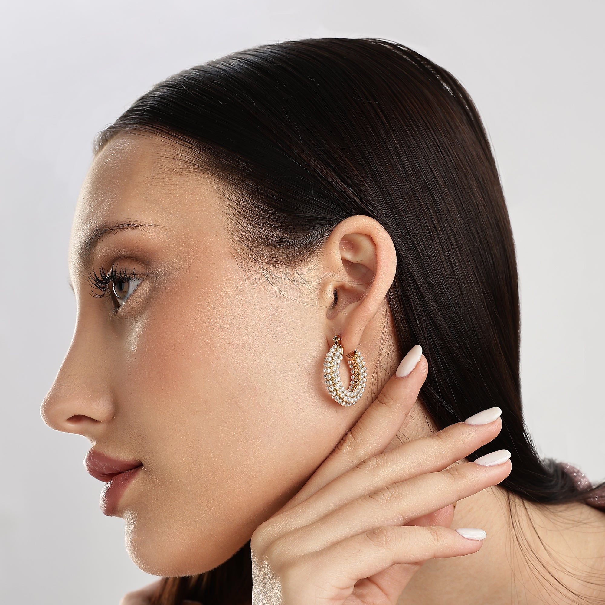 MARGARET PEARL HOOPS